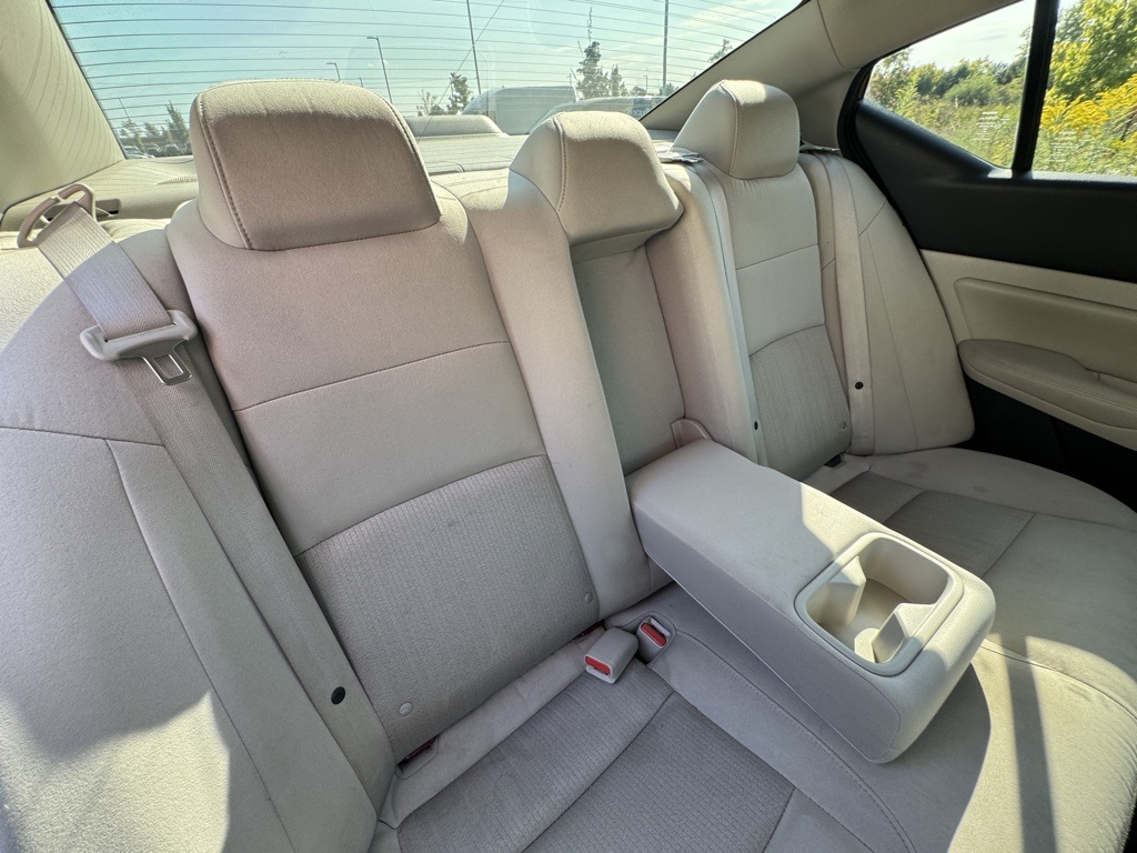 2022 Nissan Altima 2.5 SV photo 26