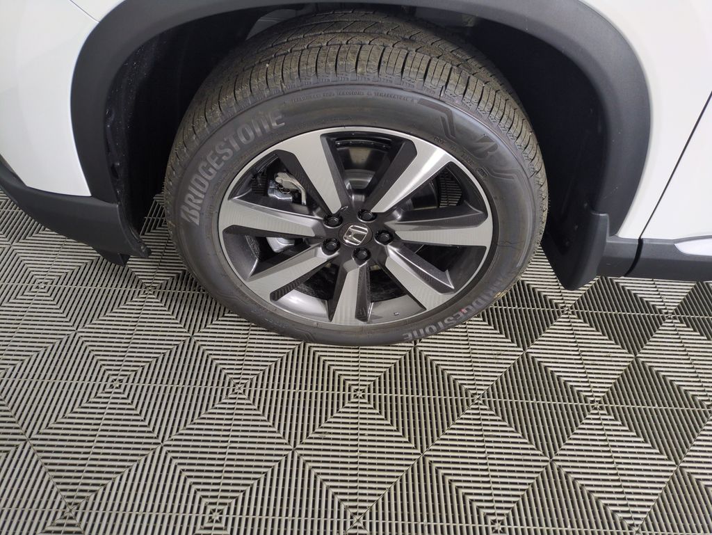 2025 Honda Pilot Touring photo 25
