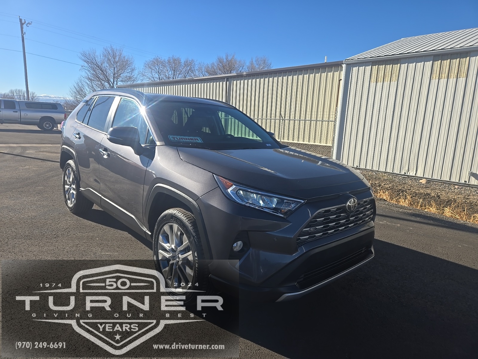 2019 Toyota RAV4 Limited's photo