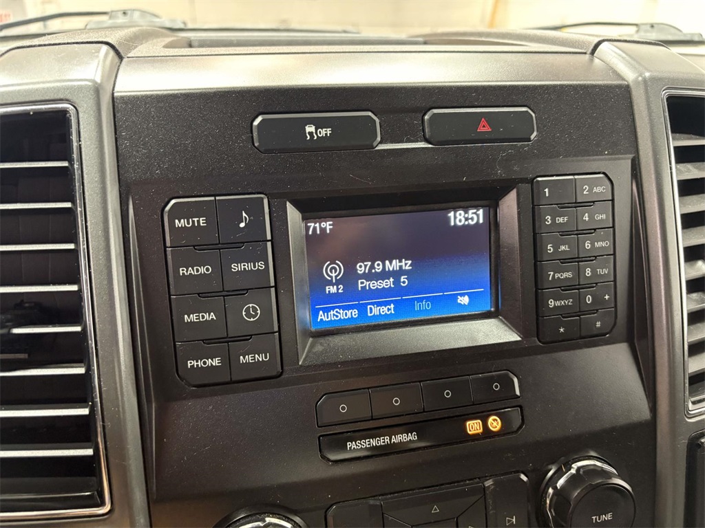 2019 Ford F-250 XLT photo 17