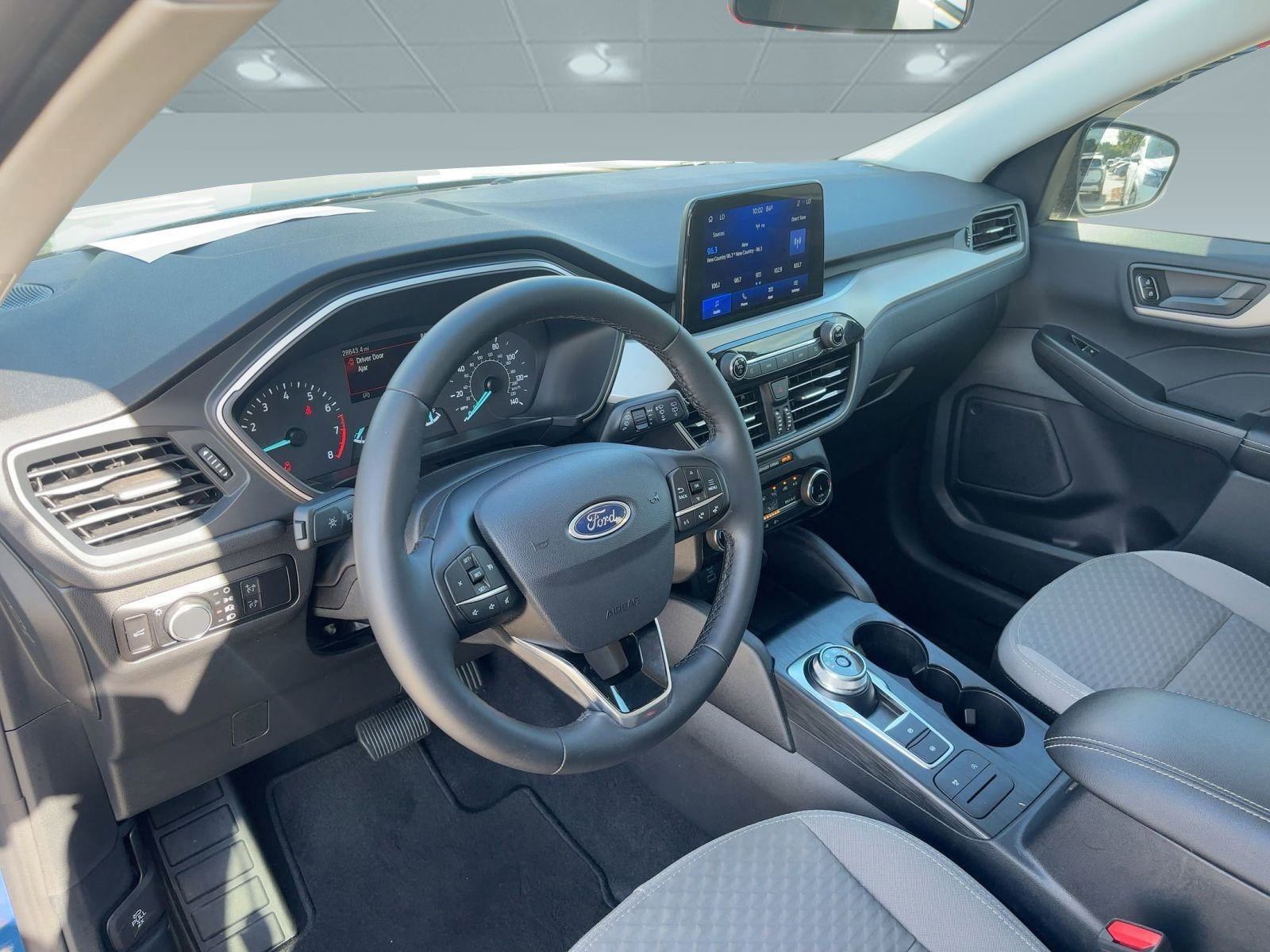2022 Ford Escape SE photo 4