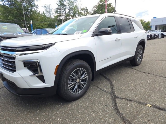 2026 Chevrolet Traverse photo 4