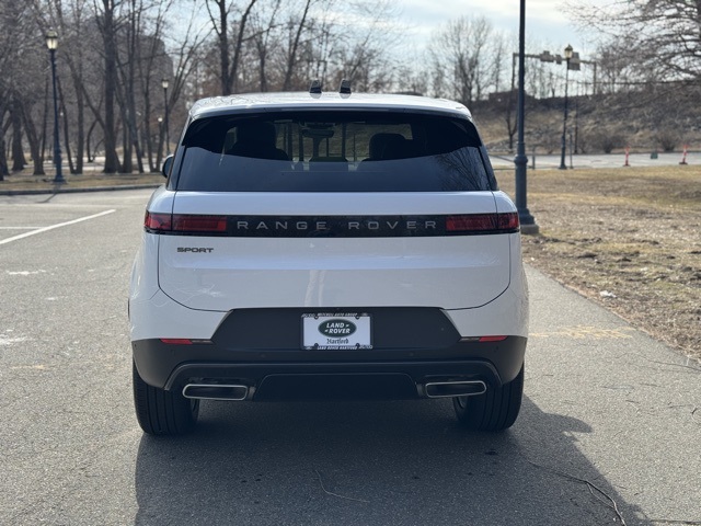 2025 Land Rover Range Rover Sport P360 S photo 4