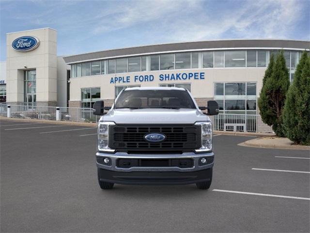 2025 Ford F-350 photo 5