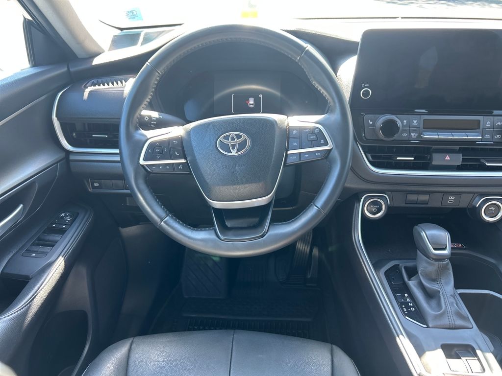 2024 Toyota Highlander Hybrid XLE photo 23