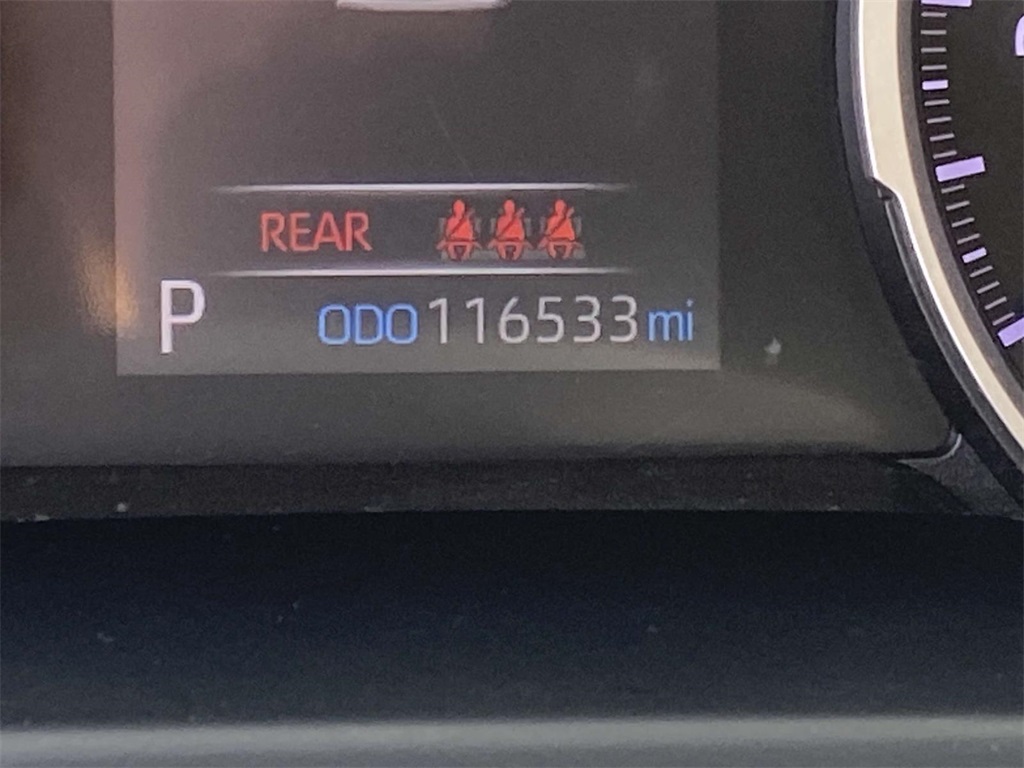 2021 Toyota RAV4 Hybrid XLE photo 28