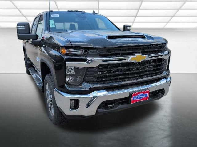 2025 Chevrolet Silverado 2500HD LT's photo
