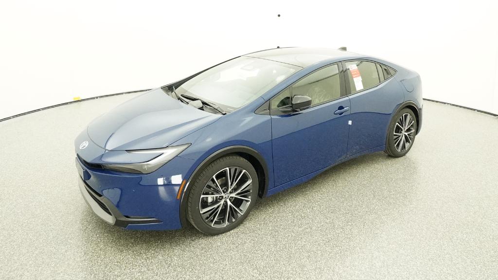 2026 Toyota Prius XLE's photo