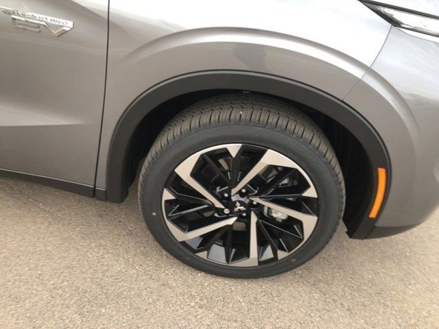 2024 Mitsubishi Outlander PHEV SE photo 4