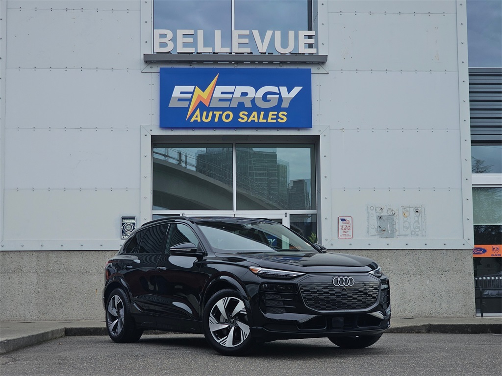 2025 Audi Q6 e-tron Prestige's photo