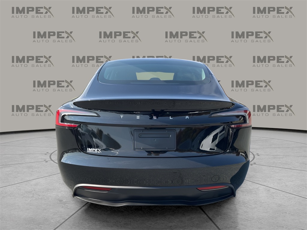 2025 Tesla Model 3 Long Range photo 4