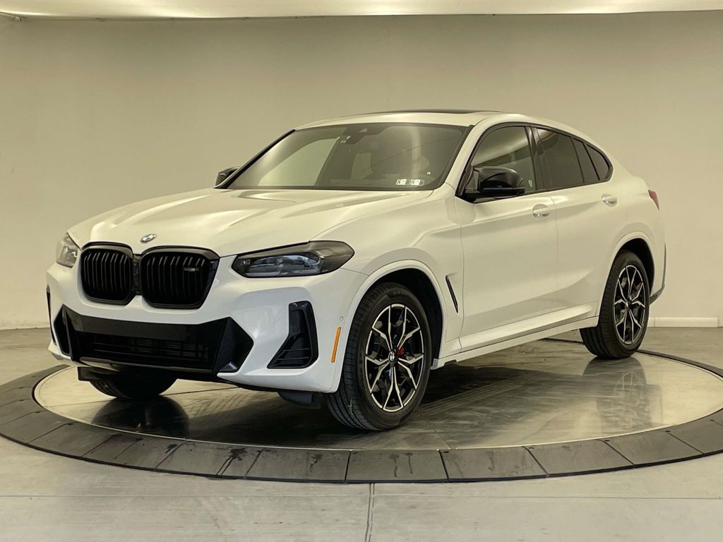 2025 BMW X4 M40i's photo