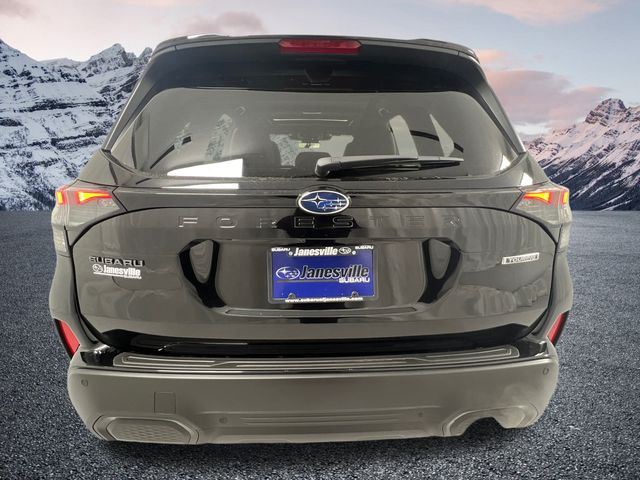 2025 Subaru Forester Touring photo 4