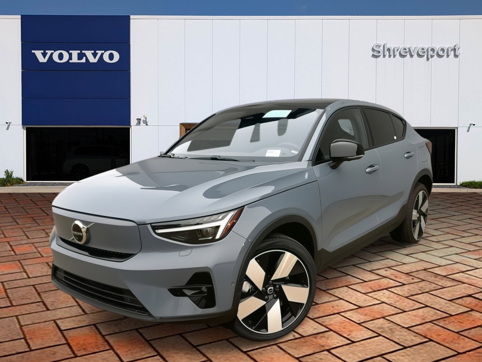 2023 Volvo C40 Ultimate's photo