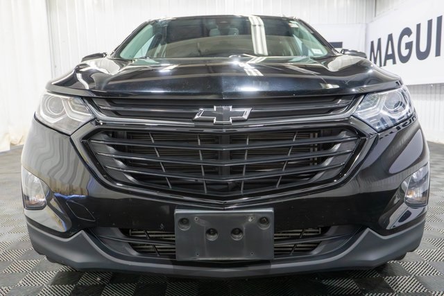 2020 Chevrolet Equinox LT photo 2