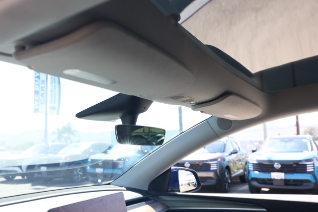 2023 Tesla Model Y Long Range photo 12