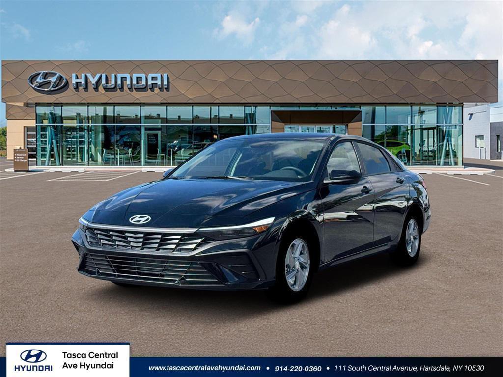 2026 Hyundai Elantra SE's photo