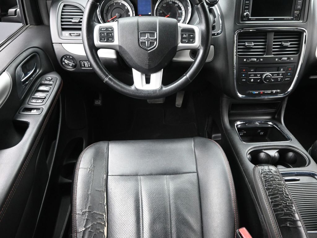 2017 Dodge Grand Caravan GT photo 10