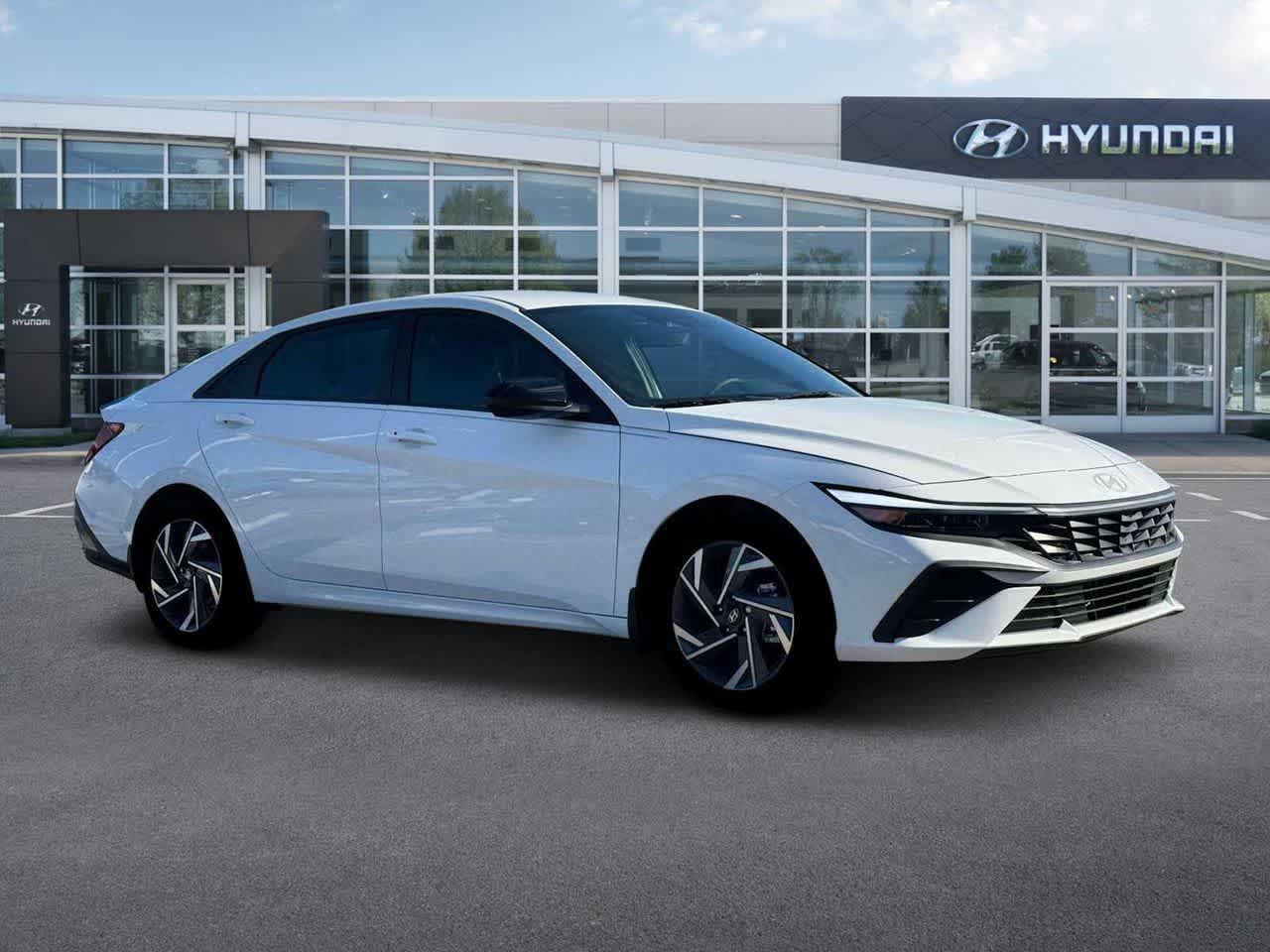 2025 Hyundai Elantra Hybrid SEL Sport photo 3