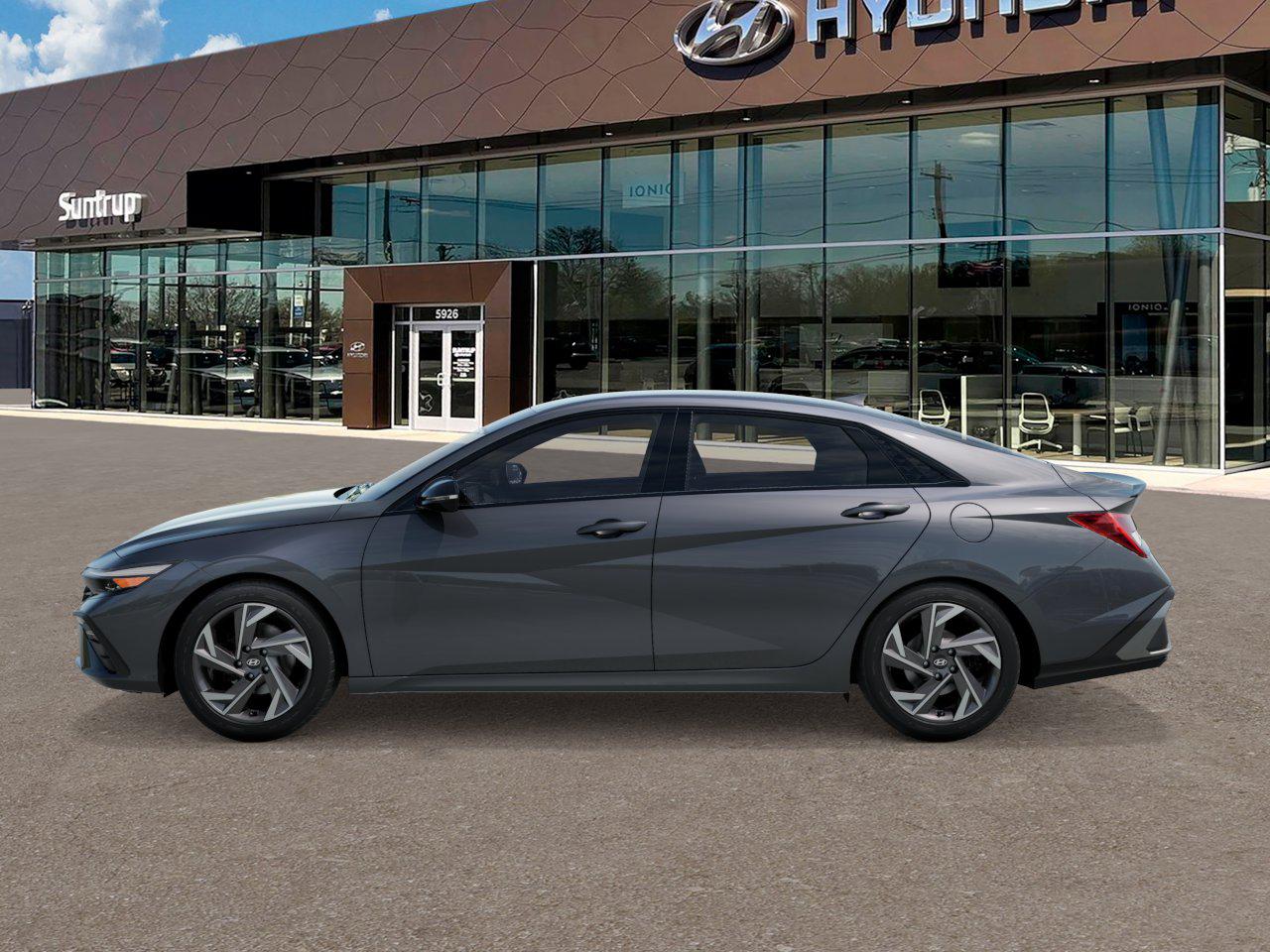 2025 Hyundai Elantra SEL Sport photo 2