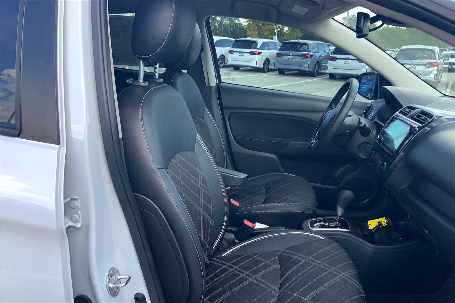 2024 Mitsubishi Mirage SE photo 8