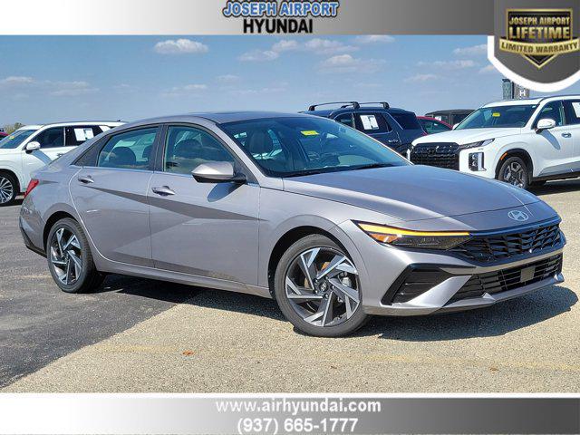 2025 Hyundai Elantra SEL's photo