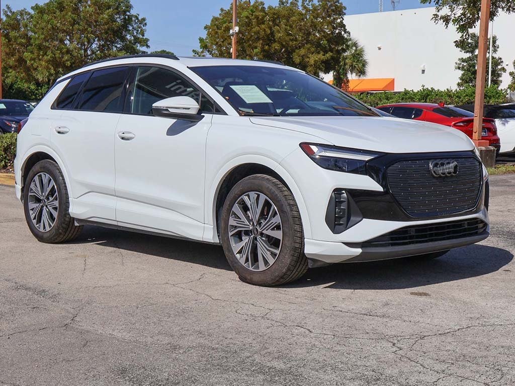 Used 2025 Audi Q4 e-tron Premium with VIN WA1A5BFZ0SP015786 for sale in Miami, FL