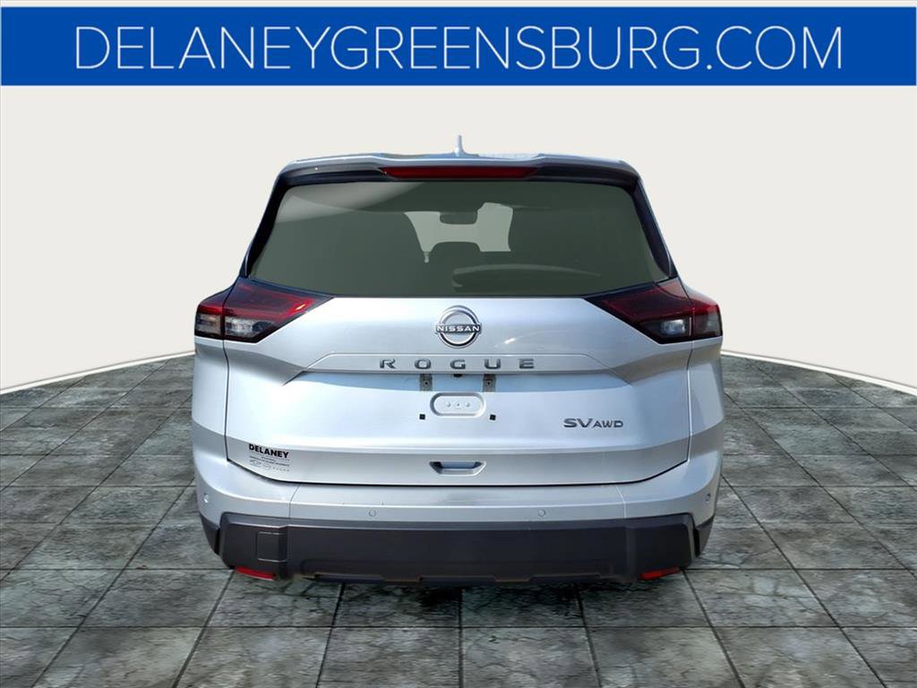 2024 Nissan Rogue SV photo 4