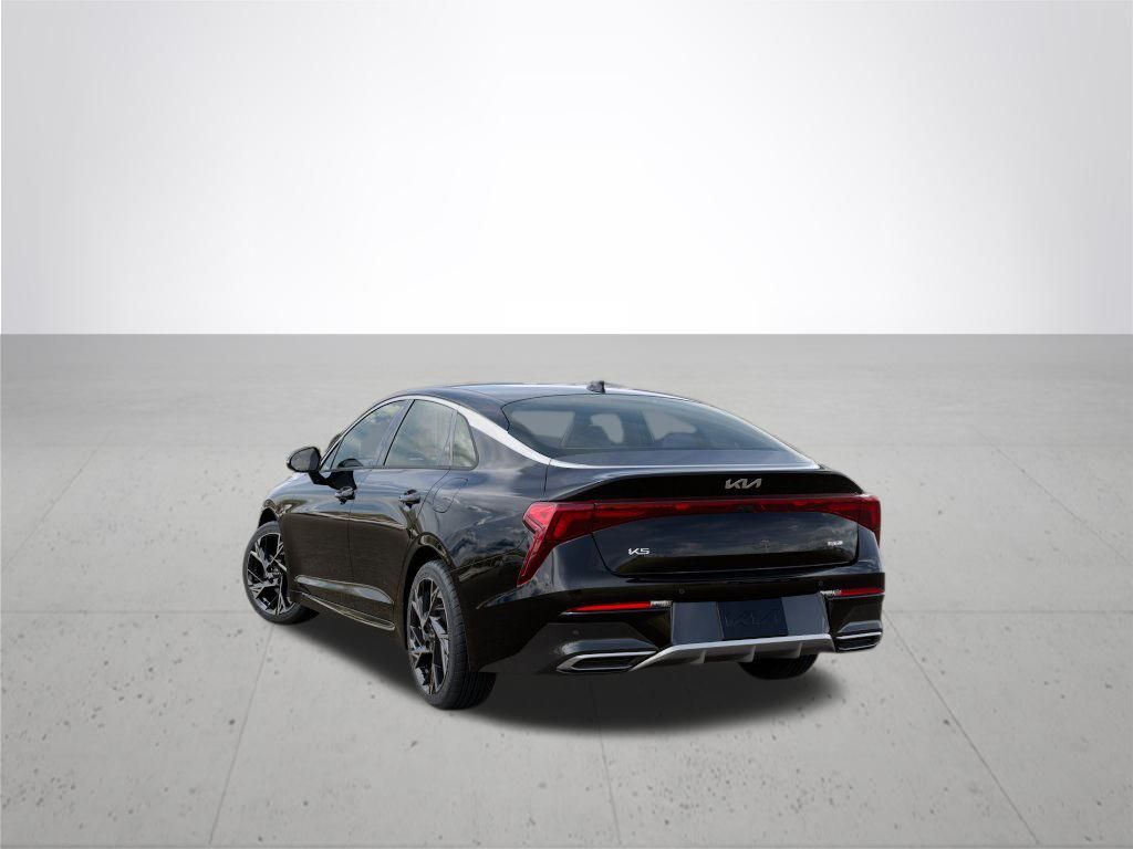 2026 Kia K5 GT-Line photo 3