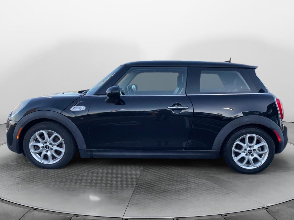Used 2015 MINI Cooper S with VIN WMWXP7C57F2A34265 for sale in Merriam, KS