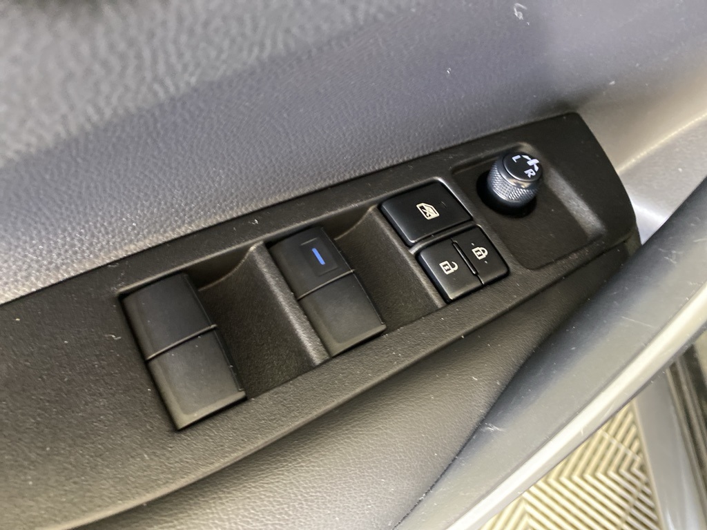 2022 Toyota Corolla SE photo 11