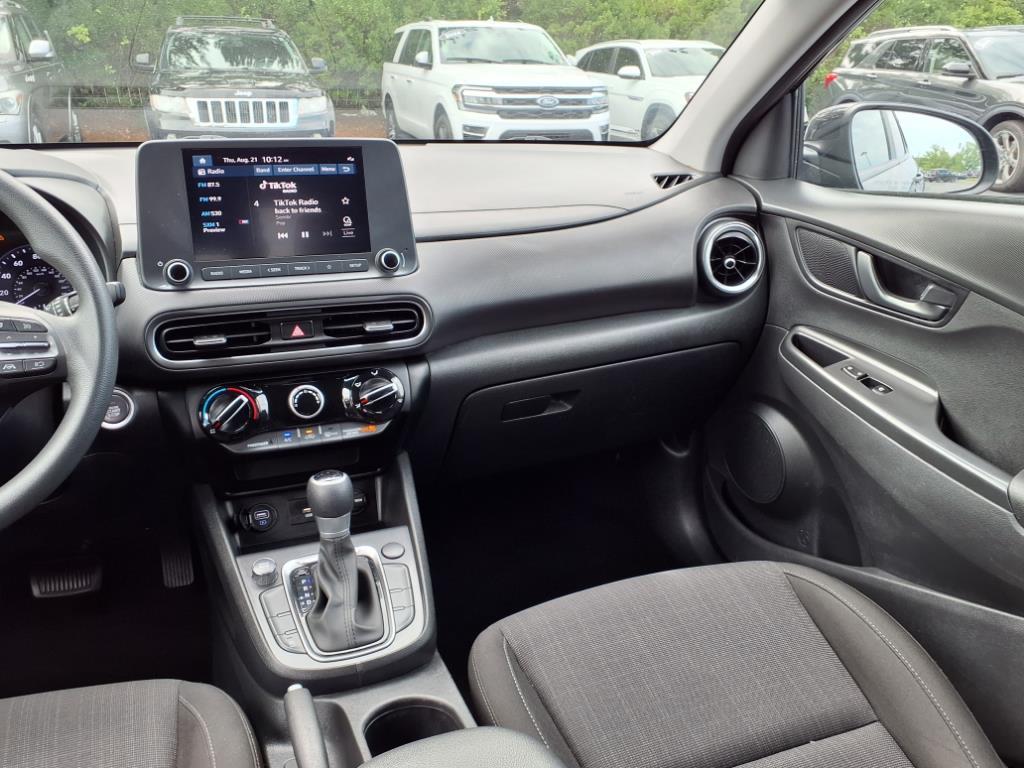 2023 Hyundai Kona SEL photo 24
