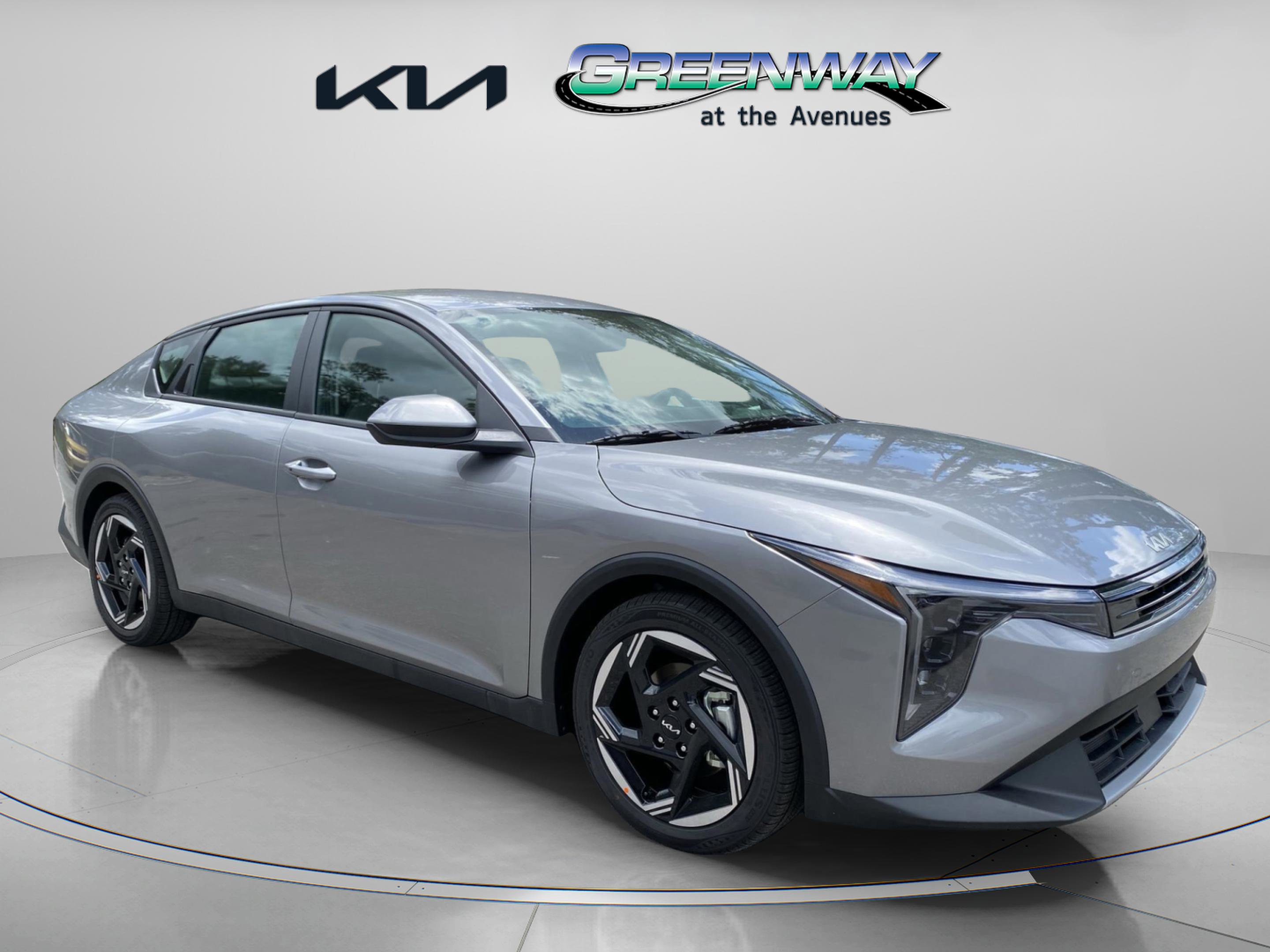 2025 Kia K4 EX's photo