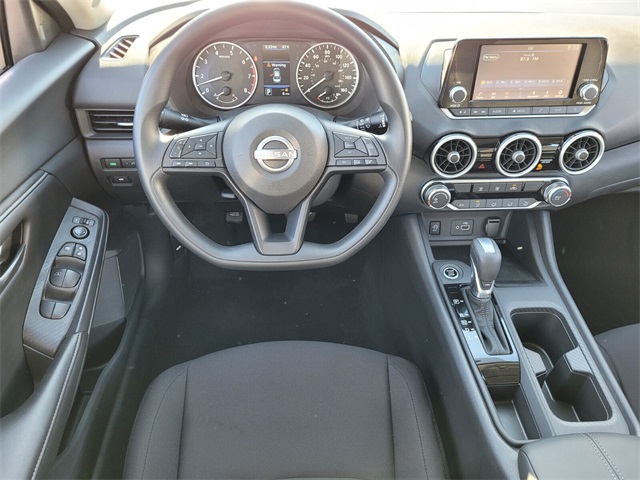2025 Nissan Sentra S photo 7