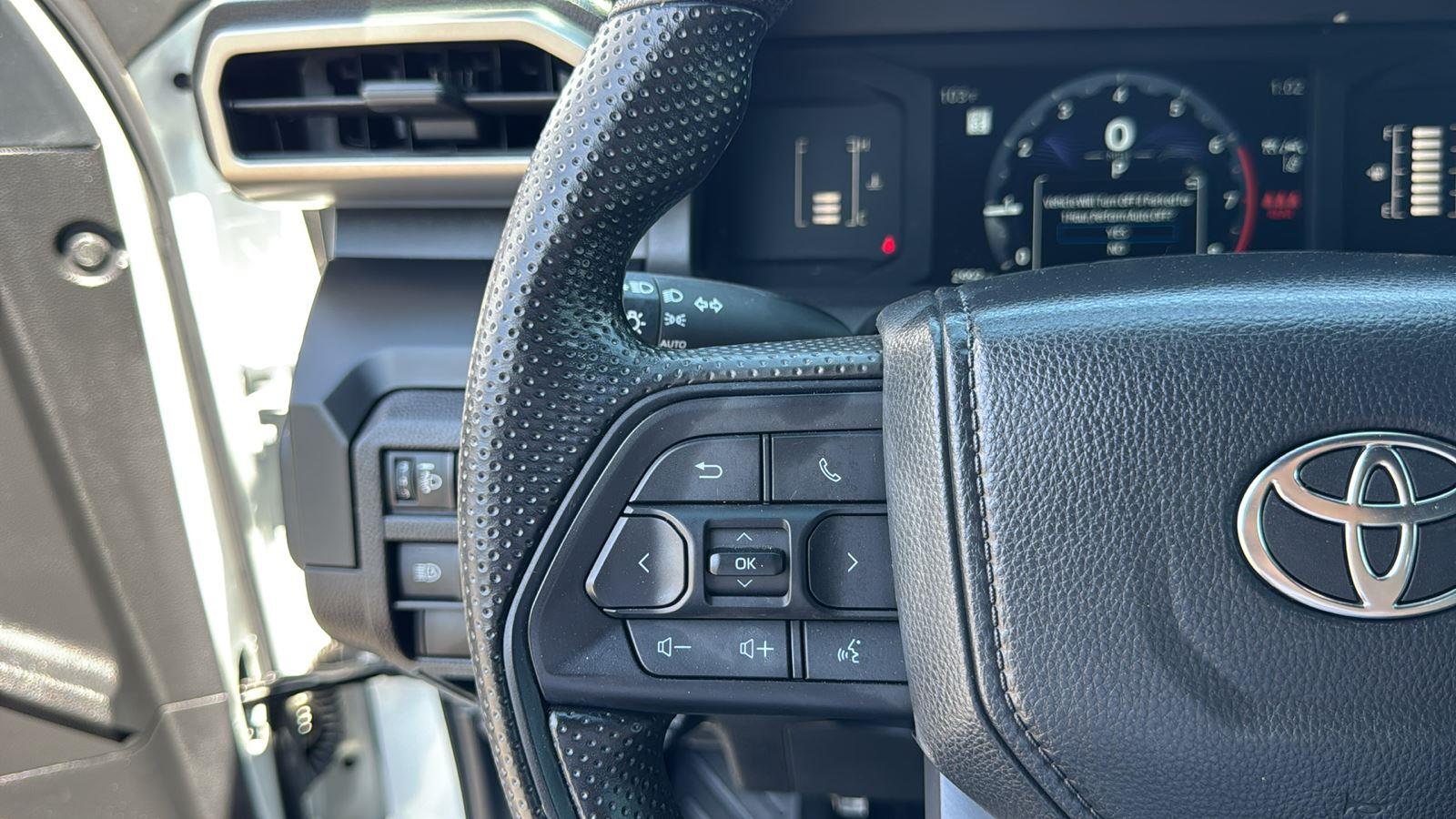 2025 Toyota Tacoma SR photo 16