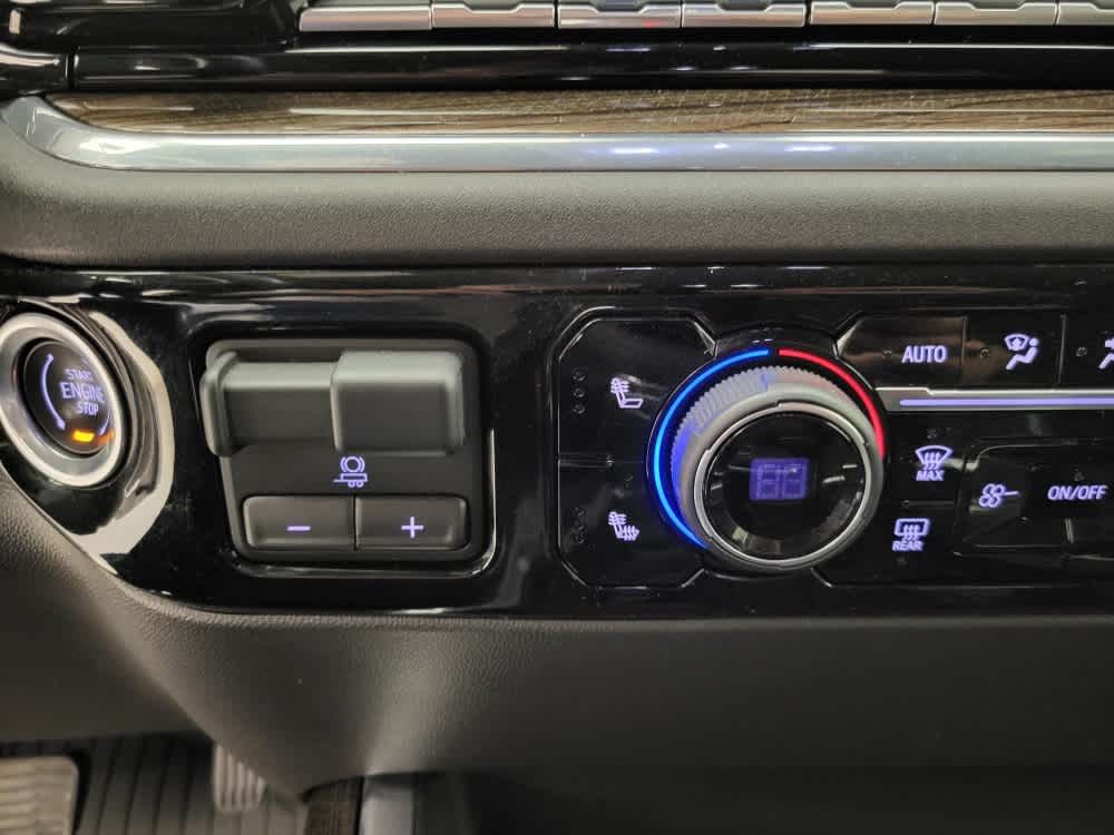 2023 Chevrolet Silverado 1500 LT Trail Boss photo 9