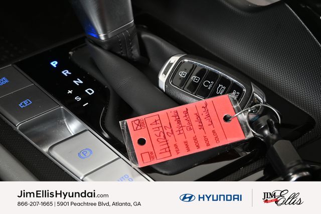 2022 Hyundai Elantra SEL Convenience photo 16