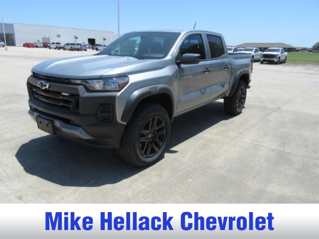 2025 Chevrolet Colorado Trail Boss photo 3