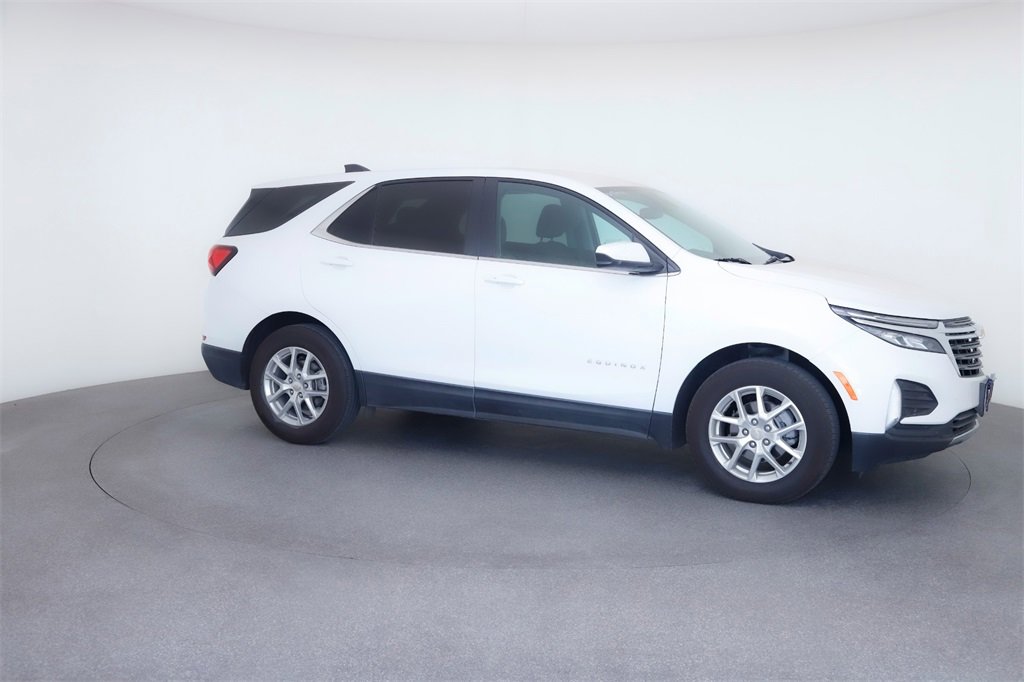 2024 Chevrolet Equinox LT photo 9