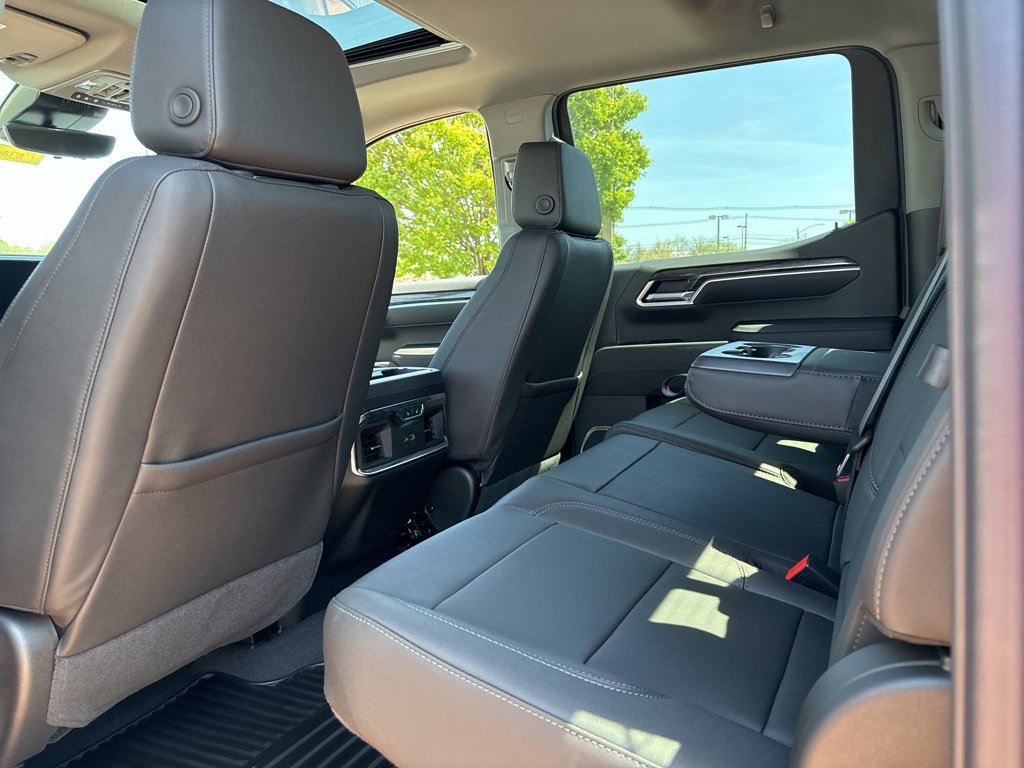 2025 Chevrolet Silverado 1500 LTZ photo 27