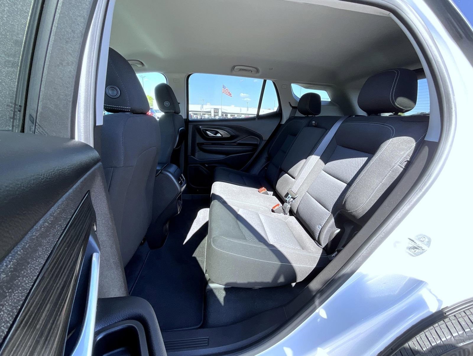 2022 Gmc Terrain SLE photo 18