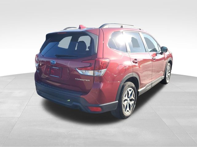 2020 Subaru Forester Premium photo 4