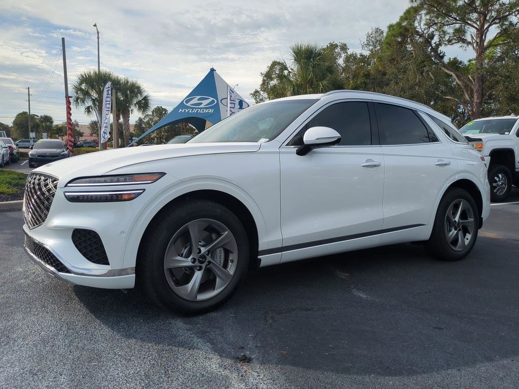 2026 GENESIS GV70 Advanced's photo