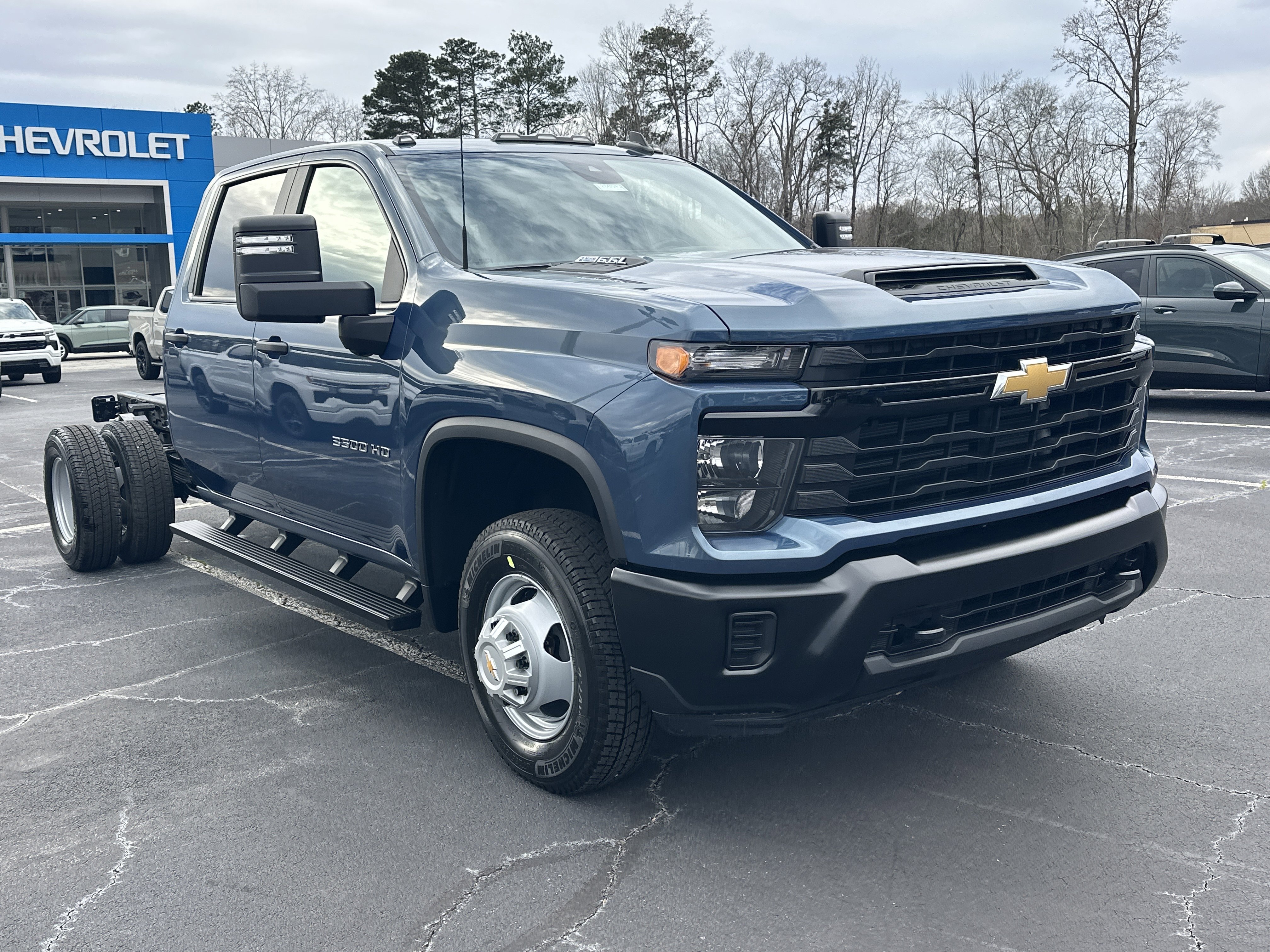 2026 Chevrolet Silverado 3500HD Work Truck's photo