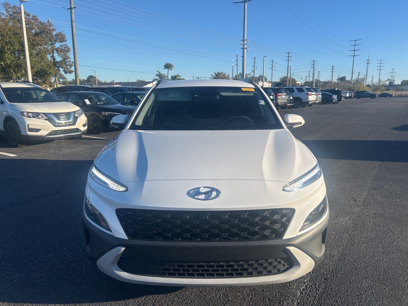 Used 2022 Hyundai Kona SEL with VIN KM8K62AB3NU859887 for sale in Port Richey, FL