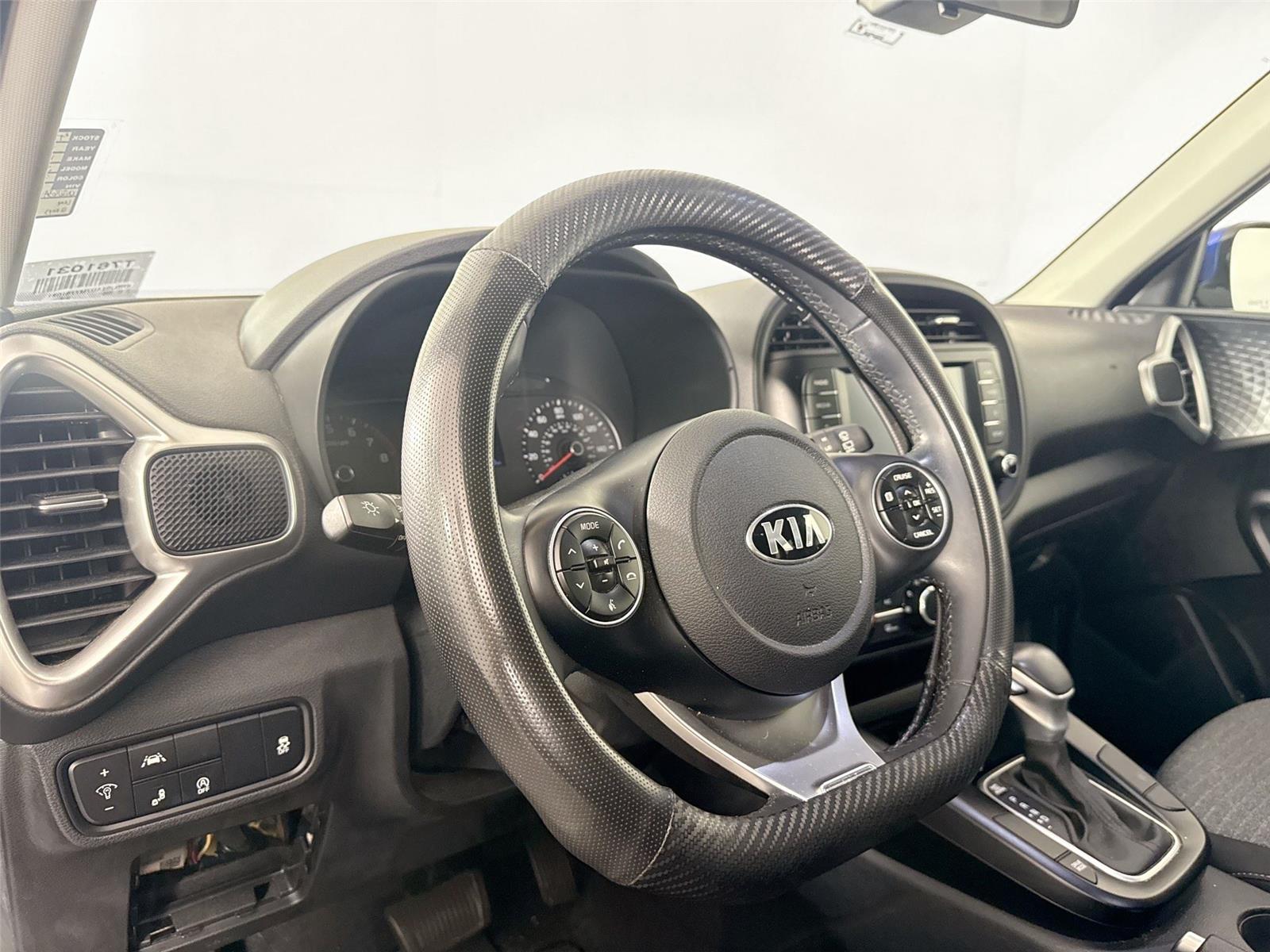 2021 Kia Soul GT-Line photo 10