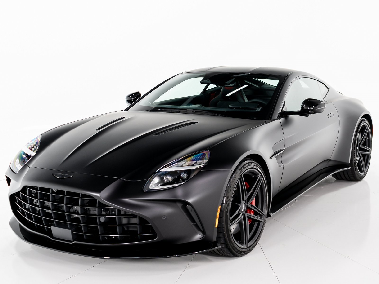 2025 Aston Martin Vantage