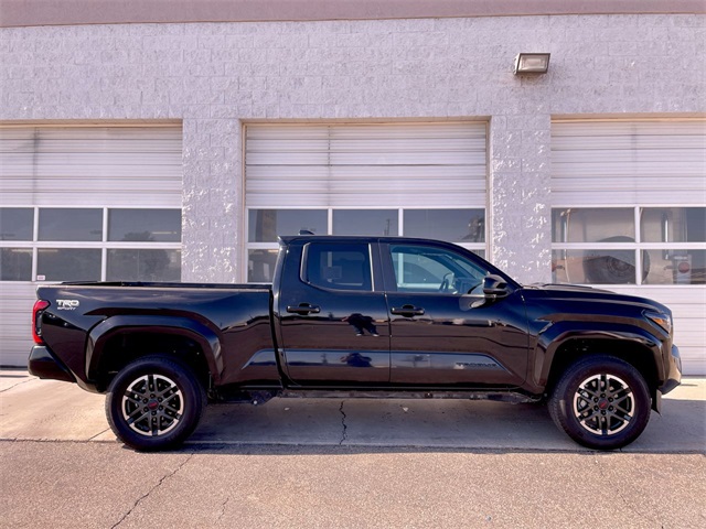 2024 Toyota Tacoma TRD Sport's photo