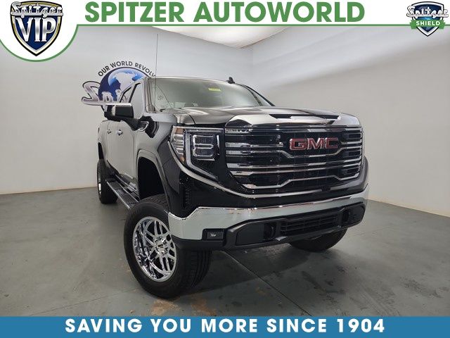 2023 GMC Sierra 1500 SLT's photo