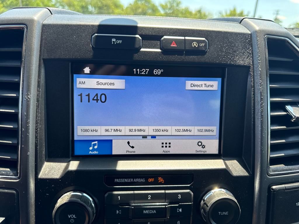2019 Ford F-150 XLT photo 19
